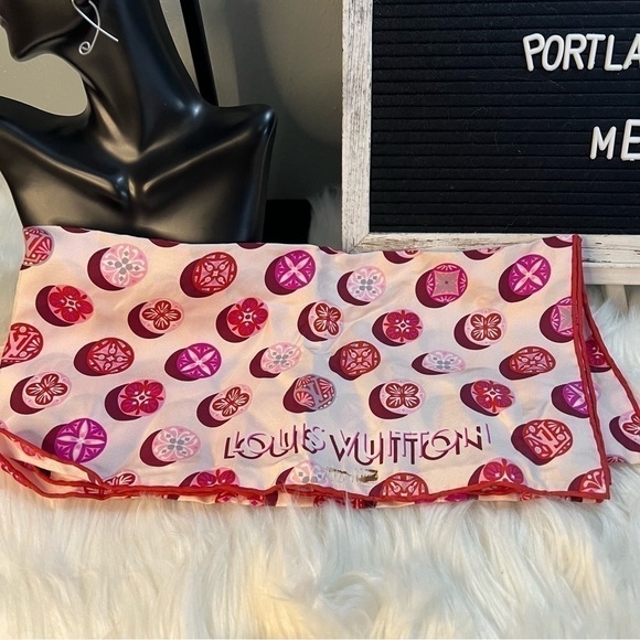 Louis vuitton kimodo dots scarf - Picture 16 of 16